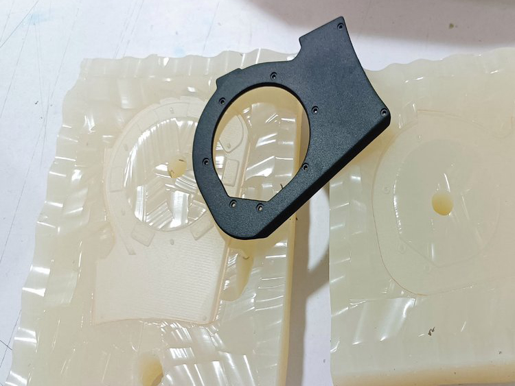 Urethane Casting Perfect for Complex Geometries and Multiple Materials